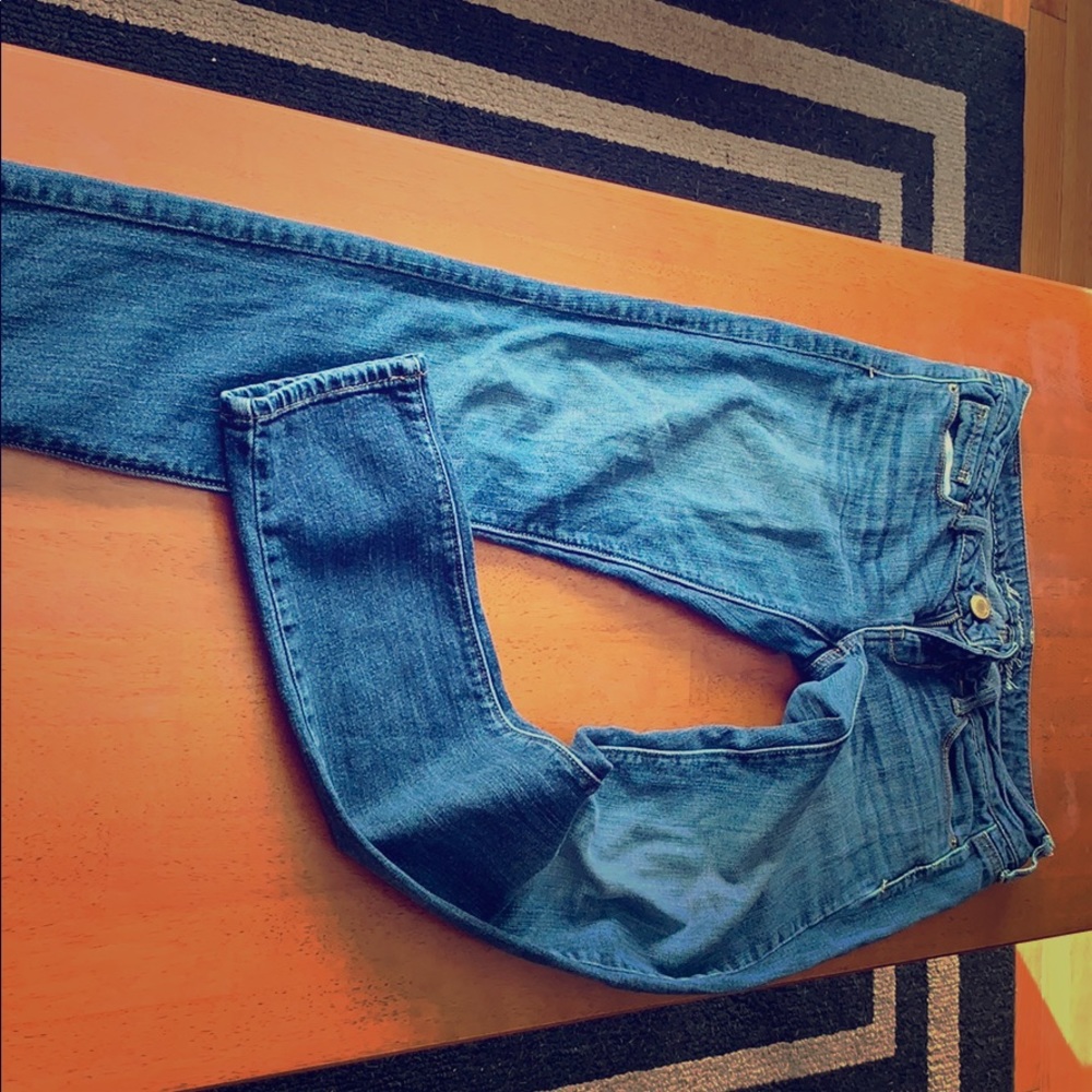 American eagle jeans.